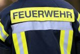 Nächtlicher Feuerwehr-Einsatz im Industriegebiet Westerhaar