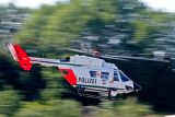 Polizei-Hubschrauber kreiste immer wieder dicht über dem Dorf