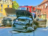 Acht Verletzte und drei demolierte Pkw bei Verkehrsunfall auf B 63 in Wickede