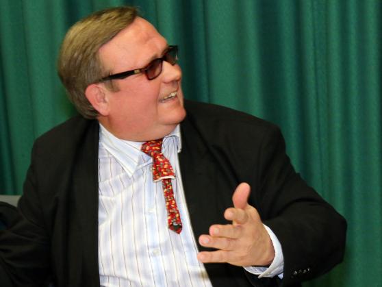 Und weg war ein Teil des Schlipses vom SPD-Ortsvereinschef Helmut Bäcker … FOTO: ANDREAS DUNKER