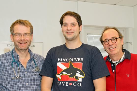 Dr. med. Elmar Calles, Thorben Hansen und Dr. med. Ulrich Weber (von links) FOTO: ANDREAS DUNKER