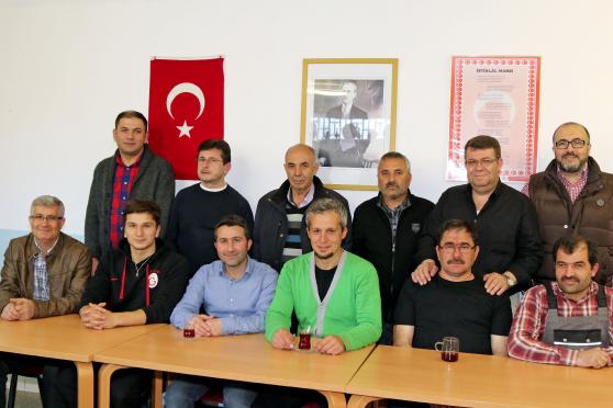 Mitglieder des türkischen Treffpunktes in Wickede ARCHIVFOTO: ANDREAS DUNKER