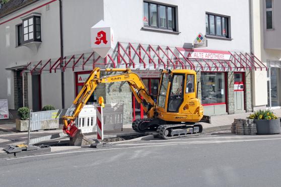 Baumaßnahme auf Anregung aus der Bürgerschaft: Abgesenkter Bordstein an der "Alten Apotheke" ARCHIVFOTO: CARINA WESTERWELLE
