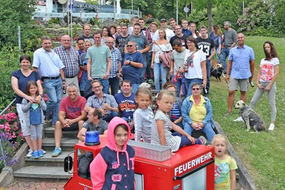 Wandergruppe des Wickeder Löschzuges der Freiwilligen Feuerwehr beim "Familientag" FOTO: ANDREAS DUNKER
