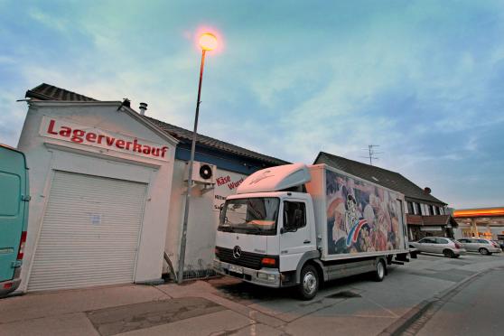 Über mehrere Jahre gab es hier früher einen Lagerverkauf von Lebensmitteln und weiteren Konsumartikeln für Endkunden ARCHIVFOTO: ANDREAS DUNKER