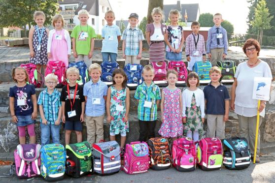 Die Klasse 1c der Melanchthon-Grundschule mit Klassenlehrerin Monika Klasing
FOTO: ANDREAS DUNKER