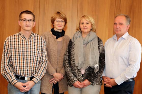 Die neuen Gesichter (von rechts): Andreas Ersel, Ursula ("Uschi") Peuler und Anne-Marie Flehmer sowie Kandidat Dirk Dämgen (nicht im neuen Presbyterium) ARCHIVFOTO: ANDREAS DUNKER