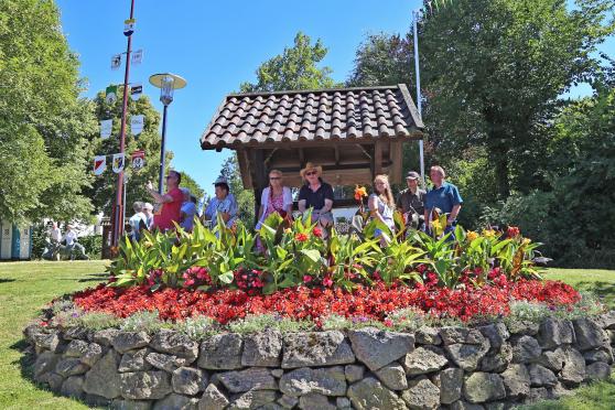 Der Echthausener Dorfplatz an der Weststraße unterhalb der katholischen St.-Vinzenz-Kirche ARCHIVFOTO: ANDREAS DUNKER