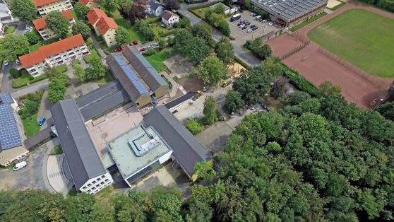 Nach mehreren Um- und Neubauten soll die Sekundarschule der Gemeinde Wickede (Ruhr) nunmehr auch neue Außenanlagen erhalten. ARCHIVFOTO: ANDREAS DUNKER