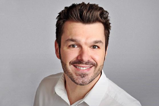 Dr. med. Denis Simunec, Sektionsleiter für Plastische-, Ästhetische, Hand- und Wiederherstellungschirurgie am Soester Marien-Krankenhaus FOTO: PR