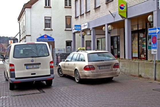 Der aktuelle Taxistand in der Ortsmitte FOTO: CARINA WESTERWELLE