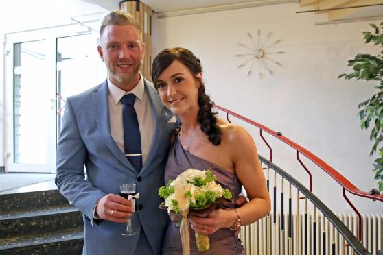 Sven Mikolajczyk und Yvonne Neuhaus am heutigen Freitag (5. Mai 2017) im Wickeder Rathaus FOTO: CARINA WESTERWELLE