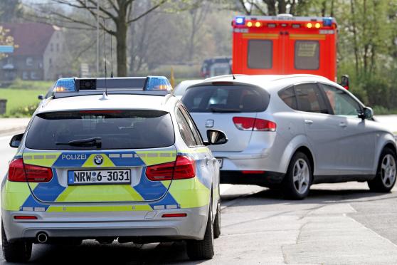 Verkehrsunfall an der Hauptstraße – kurz vor der Einmündung Ringstraße – in Wickede FOTO: ANDREAS DUNKER