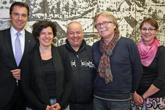 Der Vorstand des WirtschaftsverbandesWickede (Ruhr): Beisitzer Holger Georg Schwarz, Geschäftsführer Gabriela Kimpel, Beisitzer Markus Thurau, Zweiter Vorsitzender und Sprecher Dr. Clemens Frigge und Beisitzerin Corinna Reinke. FOTO: ANDREAS DUNKER