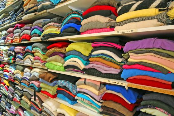 Volle Kleiderkammer der ZUE in Wimbern ARCHIVFOTO: ANDREAS DUNKER