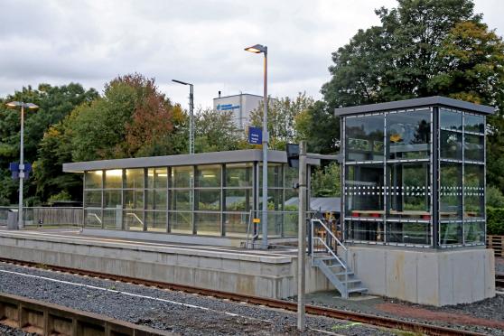 Aufzugschacht und Treppe am Bahnhof in Wickede ARCHIVFOTO: ANDREAS DUNKER