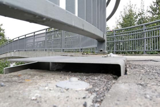 Die Senkung ist mit bloßen Auge bereits deutlich sichtbar. FOTO: ANDREAS DUNKER