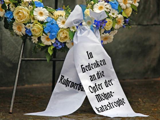 Alljährlich um den 17. Juni wird der Toten der Möhnekatastrophe entlang der Orte von Möhne und Ruhr gedacht ARCHIVFOTO: ANDREAS DUNKER