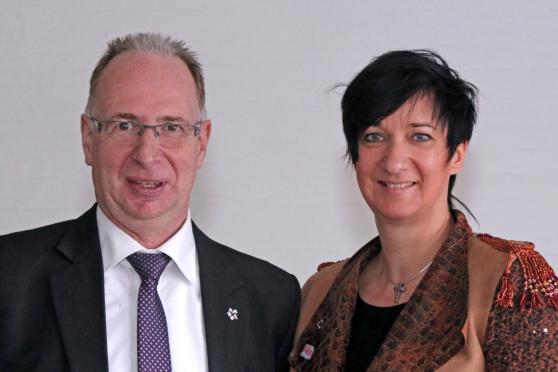 Pfarrer Dr. Christian Klein und Eva Berneis repräsentierten die evangelische Kirchengemeinde als Vertreter des Presbyteriums bei vielen Anlässen gemeinsam. FOTO: ANDREAS DUNKER