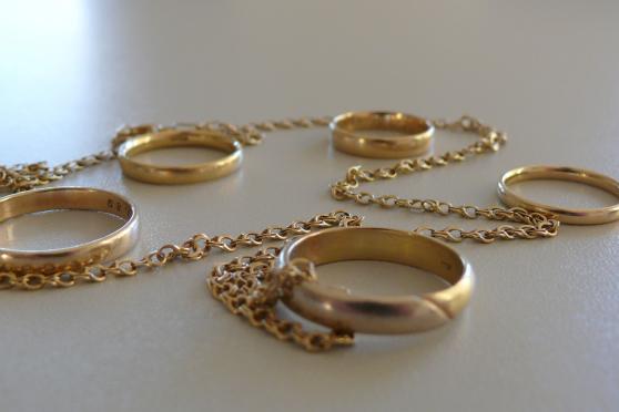 Oft täuscht der goldene Schein. FOTO: POLIZEI