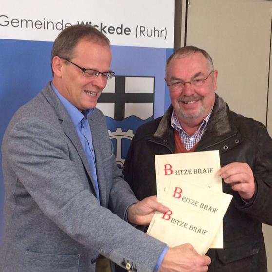Bürgermeister Dr. Martin Michalzik (CDU) und "Britzemeister" Herbert Schäfer ARCHIVFOTO: GEMEINDE WICKEDE (RUHR)