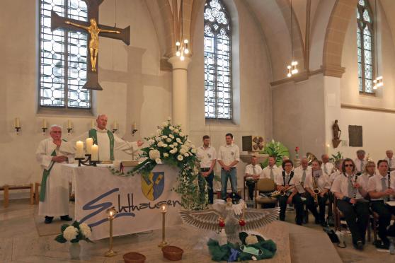 Schützenfesthochamt am Samstagabend in Echthausen FOTO: ANDREAS DUNKER