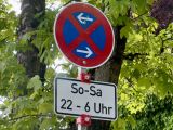 Nachts Haltverbot auf der Hauptstraße in Wickede